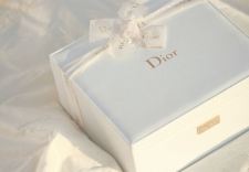 Dior Box, retouched